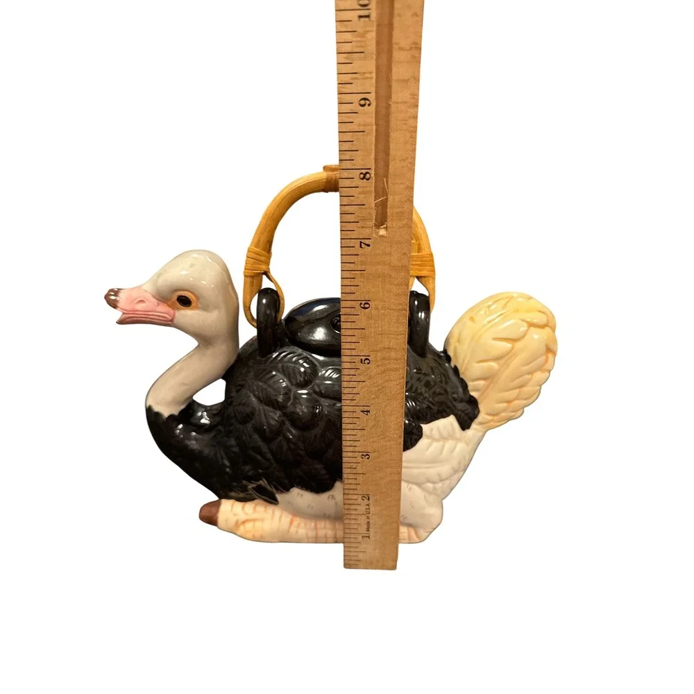 Ostrich Teapot Home‎ Decor OS Black/Cream Bamboo Handle Ceramic